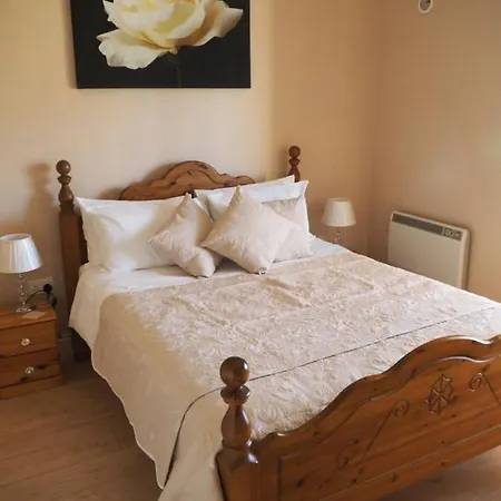 Beautiful 2-bed In アパート