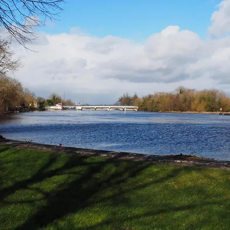 Daire Beautiful 2-bed In